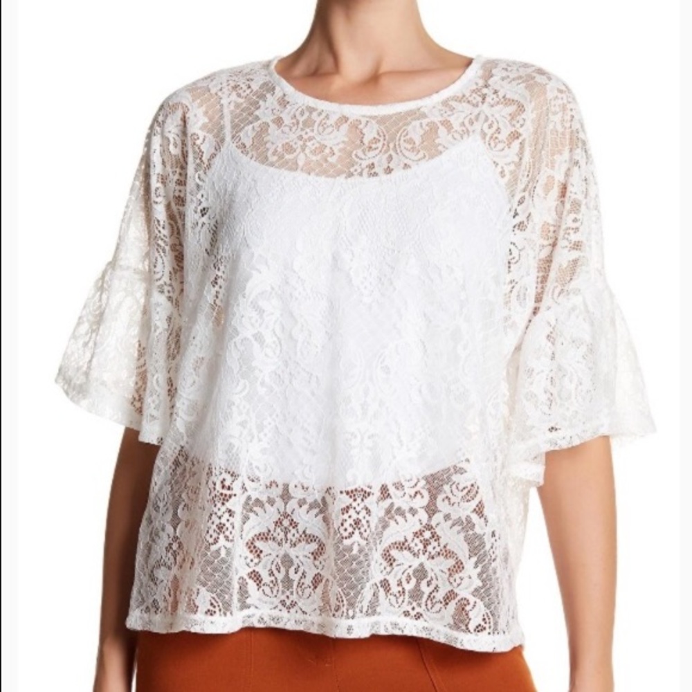 Bobeau - Boxy Bell Sleeve Lace Blouse White